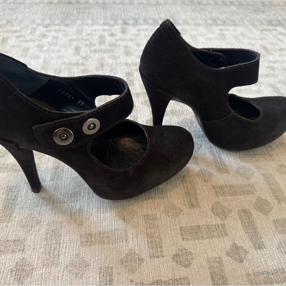 Pedro Garcia Chocolate Suede Heels